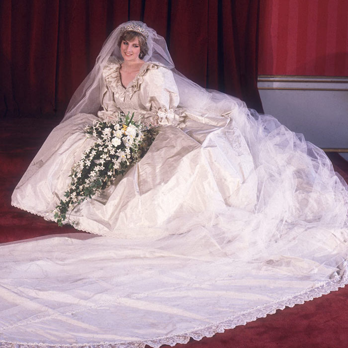 Princess Diana wedding gown